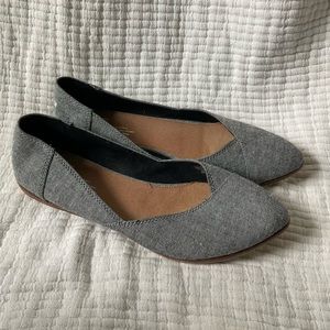 TOMS Jutti slip ons gray womens 9